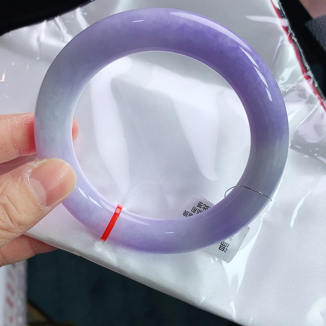 翡翠手镯未镶嵌57胖