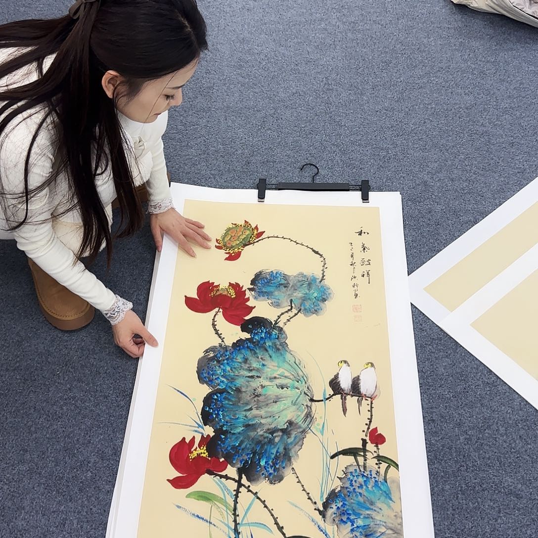 国画作品小姐姐放漏中