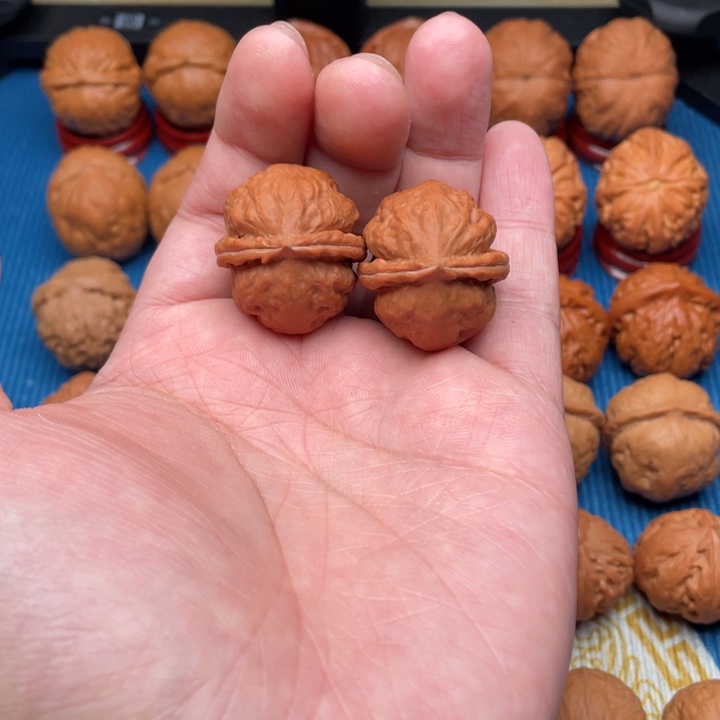 文玩核桃把件小粗筋