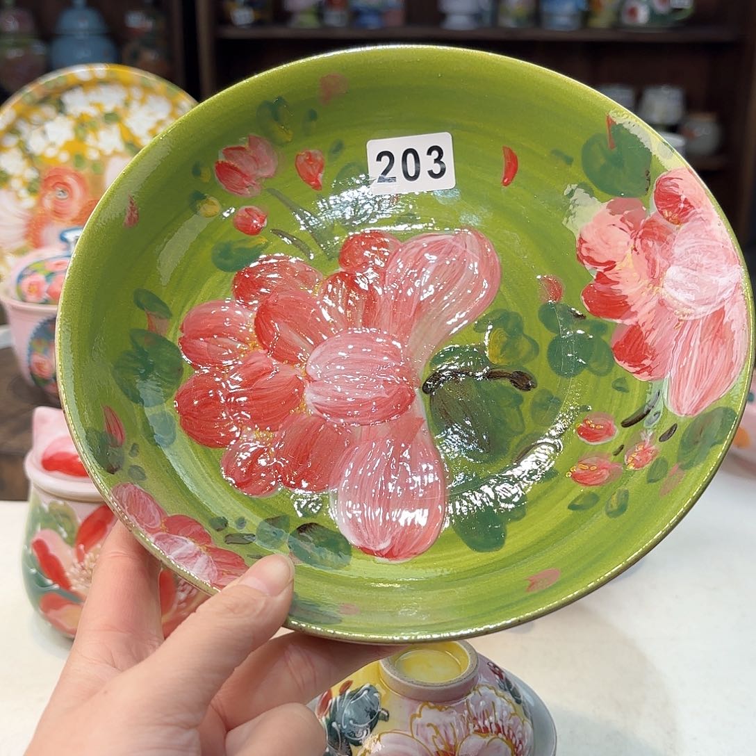 瓷片兔兔好可爱呀打