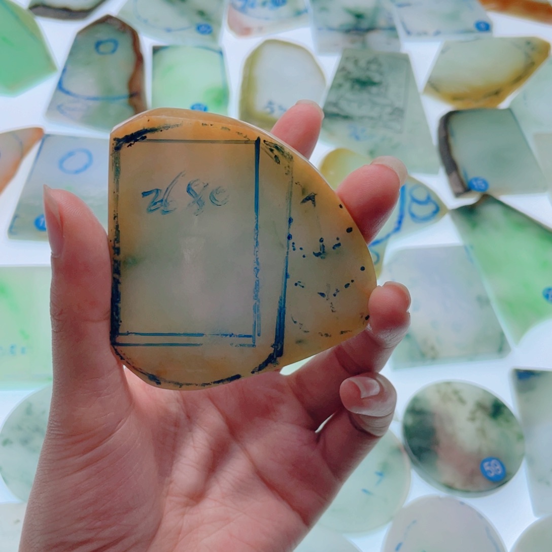 年***…未镶嵌定制翡翠仿古无事牌系列