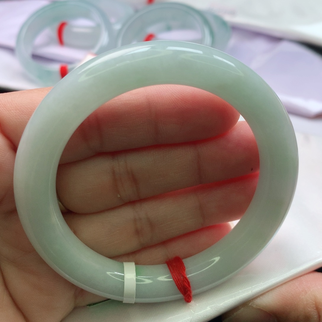 翡翠手镯未镶嵌缅甸52