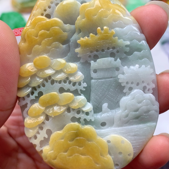 翡翠未镶嵌颈饰翡翠