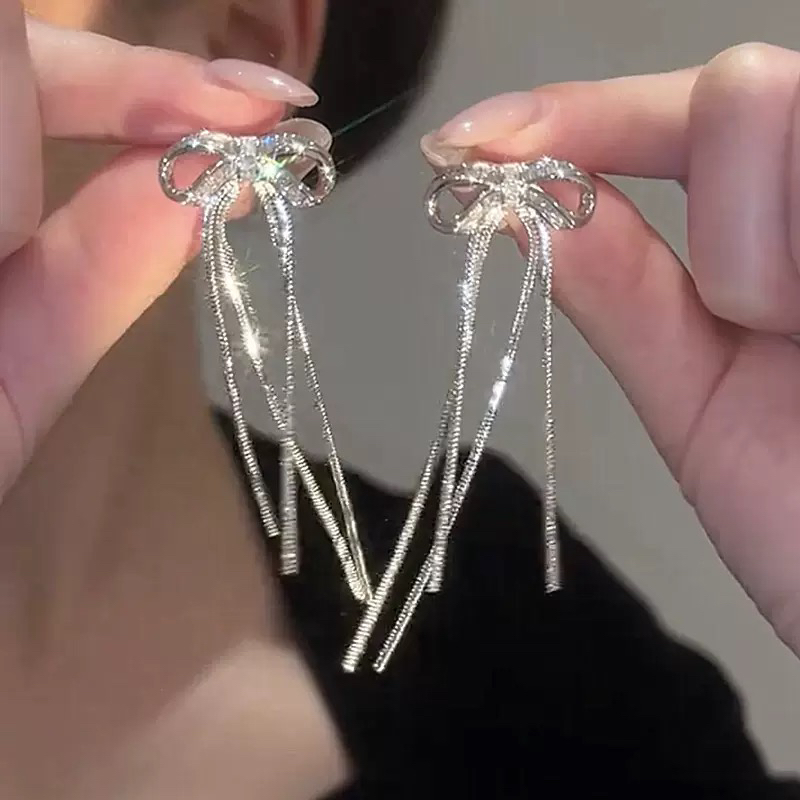 合金耳饰 【微光】冷淡风原创设计小众镶钻流苏长款时尚耳环ins轻奢