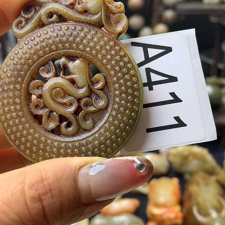 和田玉（糖玉）未镶嵌车挂