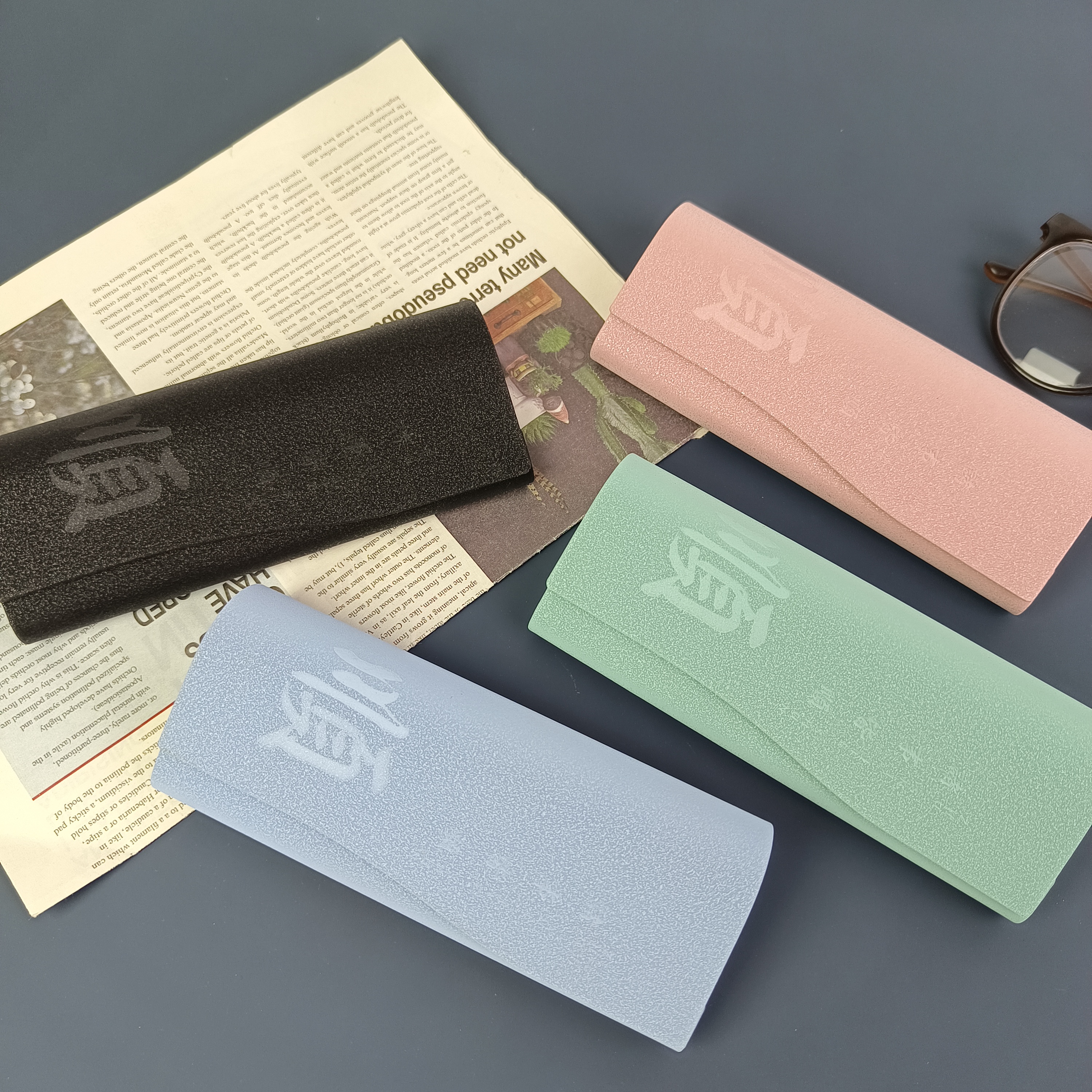 文艺复古日系便携抗摔磁吸设计可定制logo眼镜盒