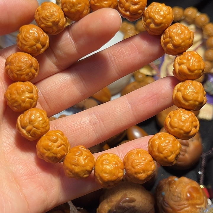 橄榄核手串/手链猴头蝉王