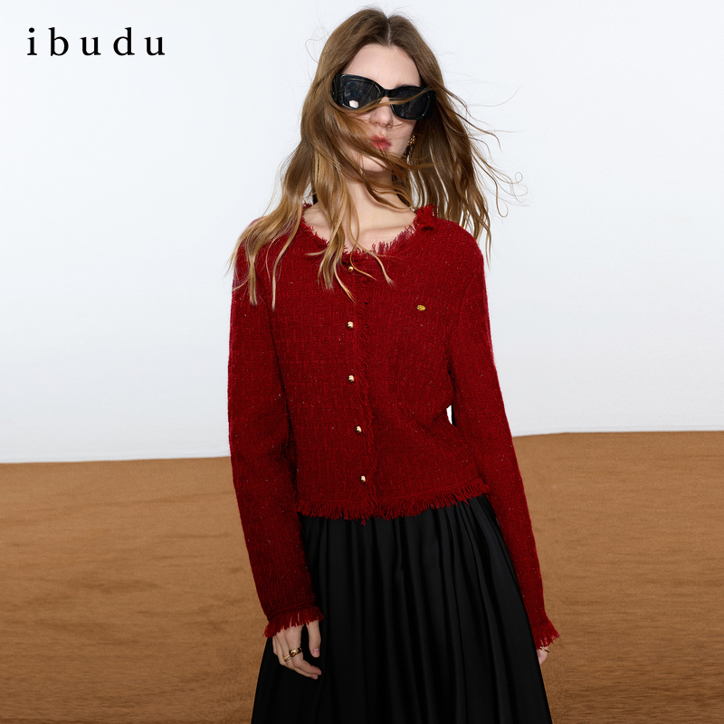 三彩ibudu2025冬季新款流苏亮丝针织衫圆领毛衫短款长袖开衫女