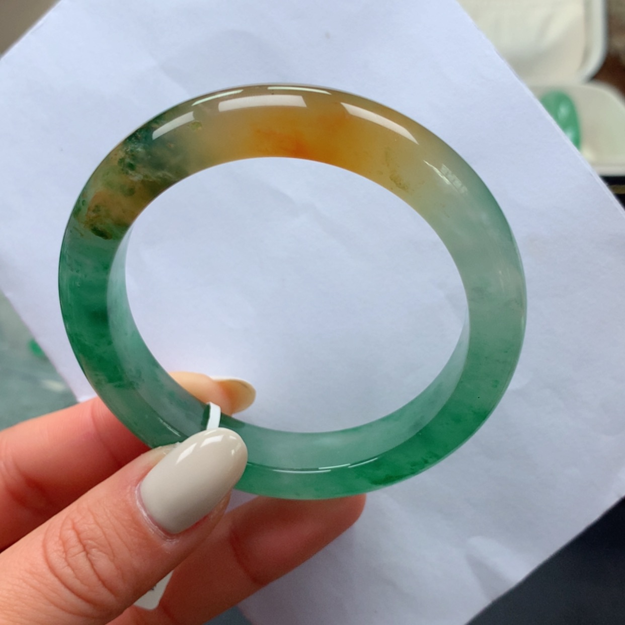 【闪购商品】石英质玉未镶嵌手镯