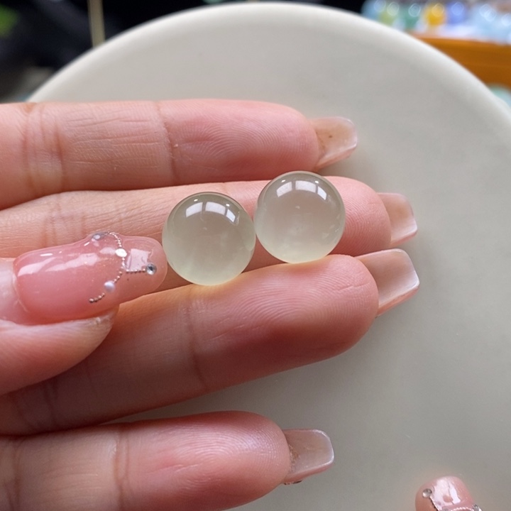 翡翠吊坠(不含链)未镶嵌翡翠多样性发其一（只发一个）