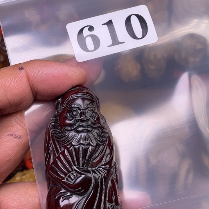 驼骨摆件人工万股