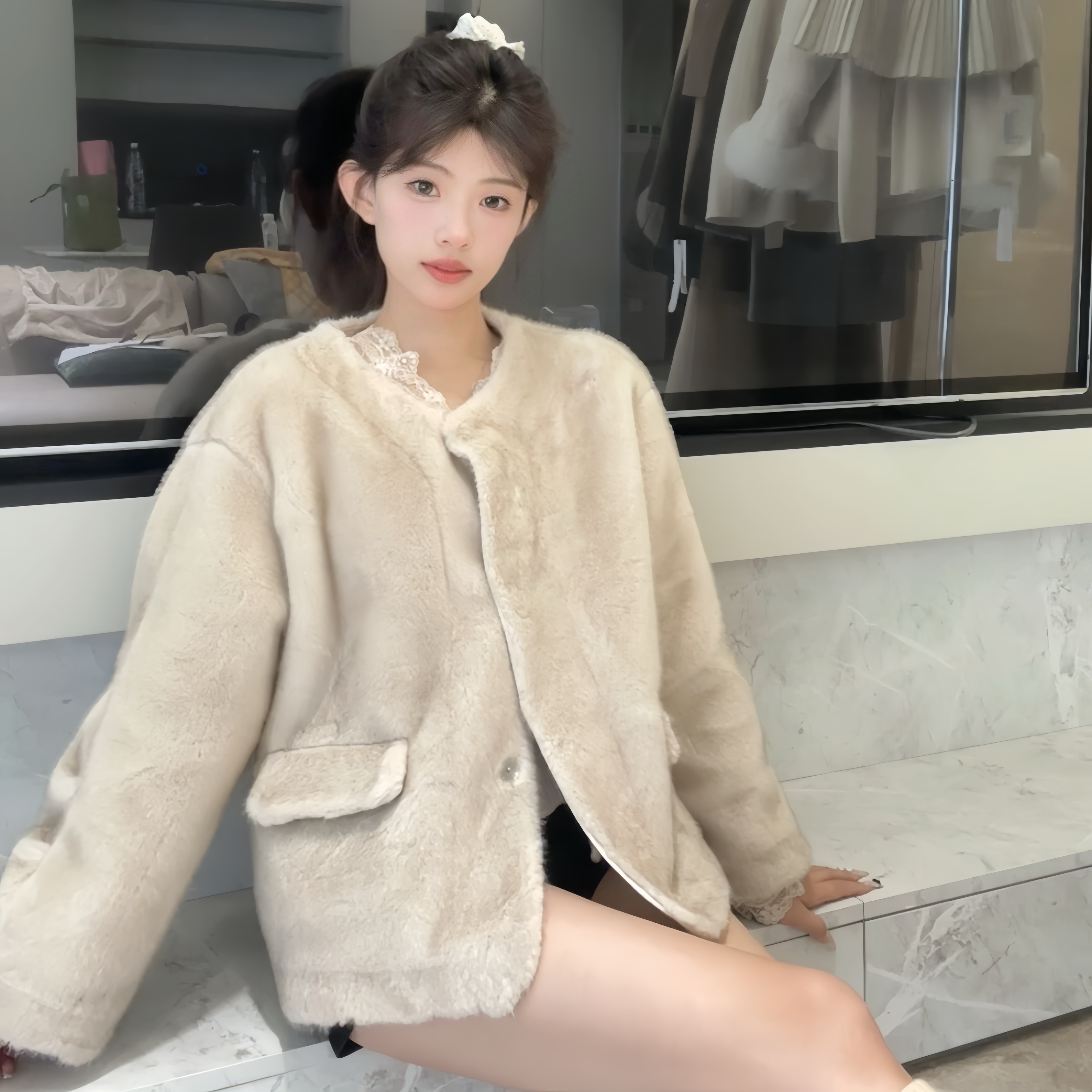 {梦梦}2024冬季新款环保毛毛时髦草草一体水貂毛毛绒短外套女