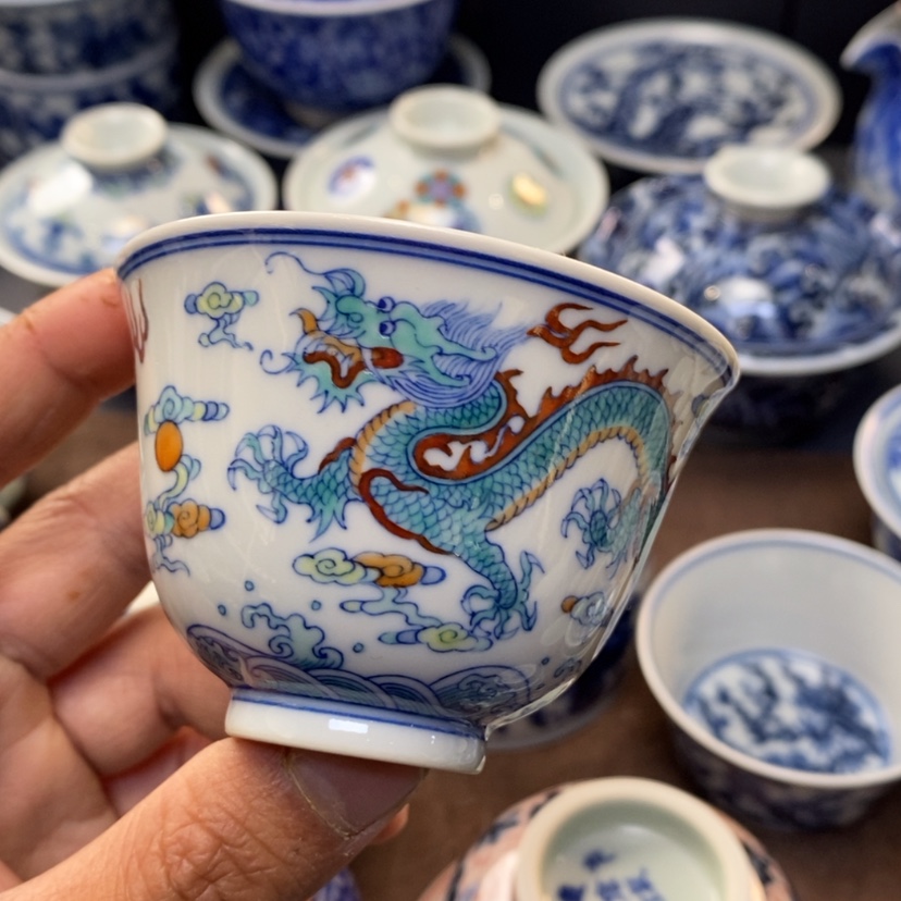 【闪购商品】景德镇青花斗彩主人杯