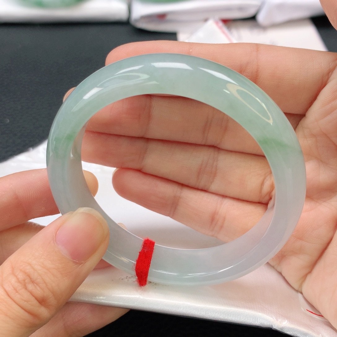 翡翠手镯未镶嵌缅甸54