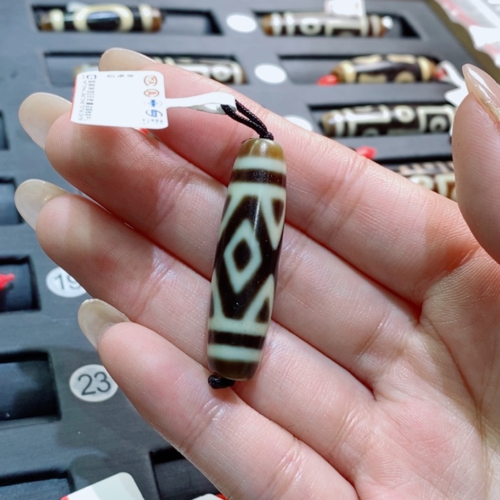 @***兰玛瑙/玉髓（覆膜）未镶嵌颈饰