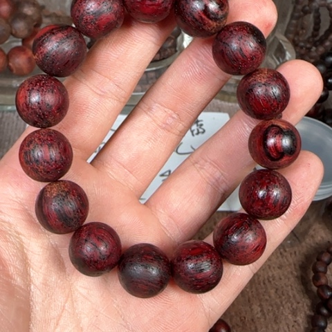 藤类1.5红油虫蛀降真香