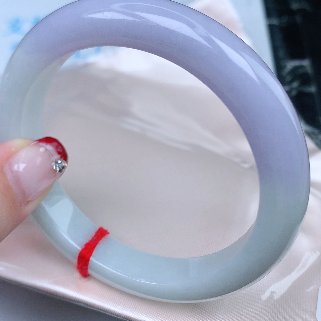 翡翠手镯未镶嵌天然