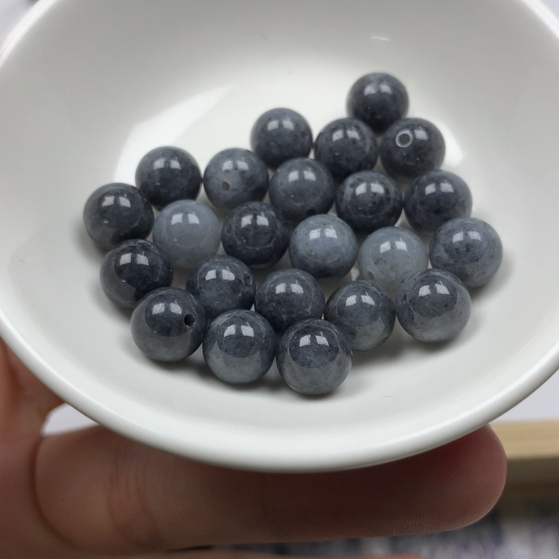 翡翠散珠卡8➕。23颗。单圈 