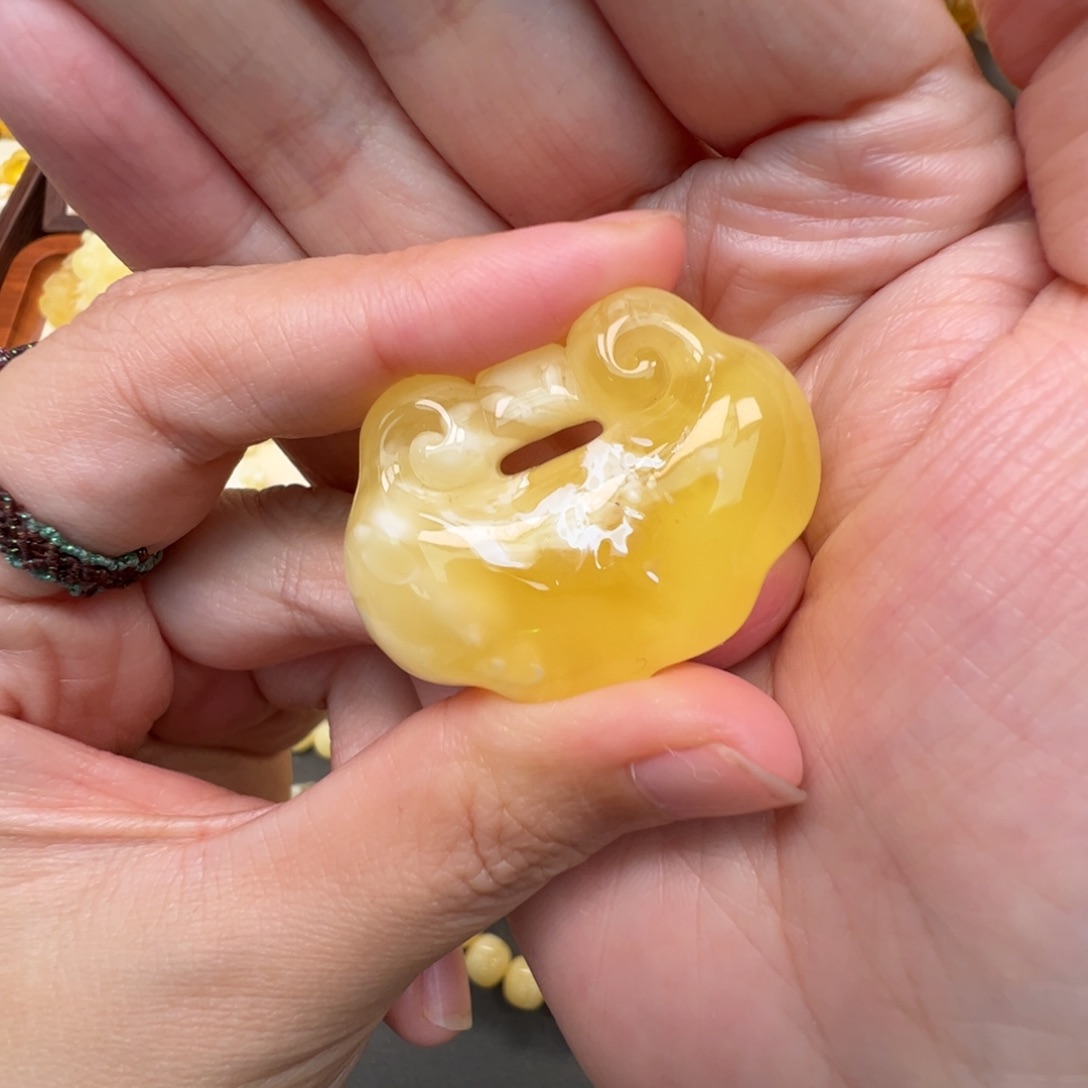 蜜蜡未镶嵌裸石蜜蜡