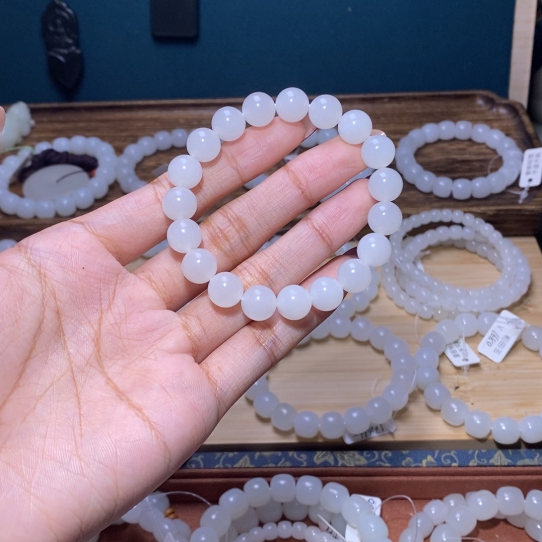 和田玉手串未镶嵌10.9