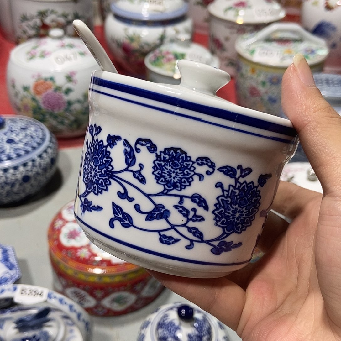 瓷片景德镇陶瓷罐一个