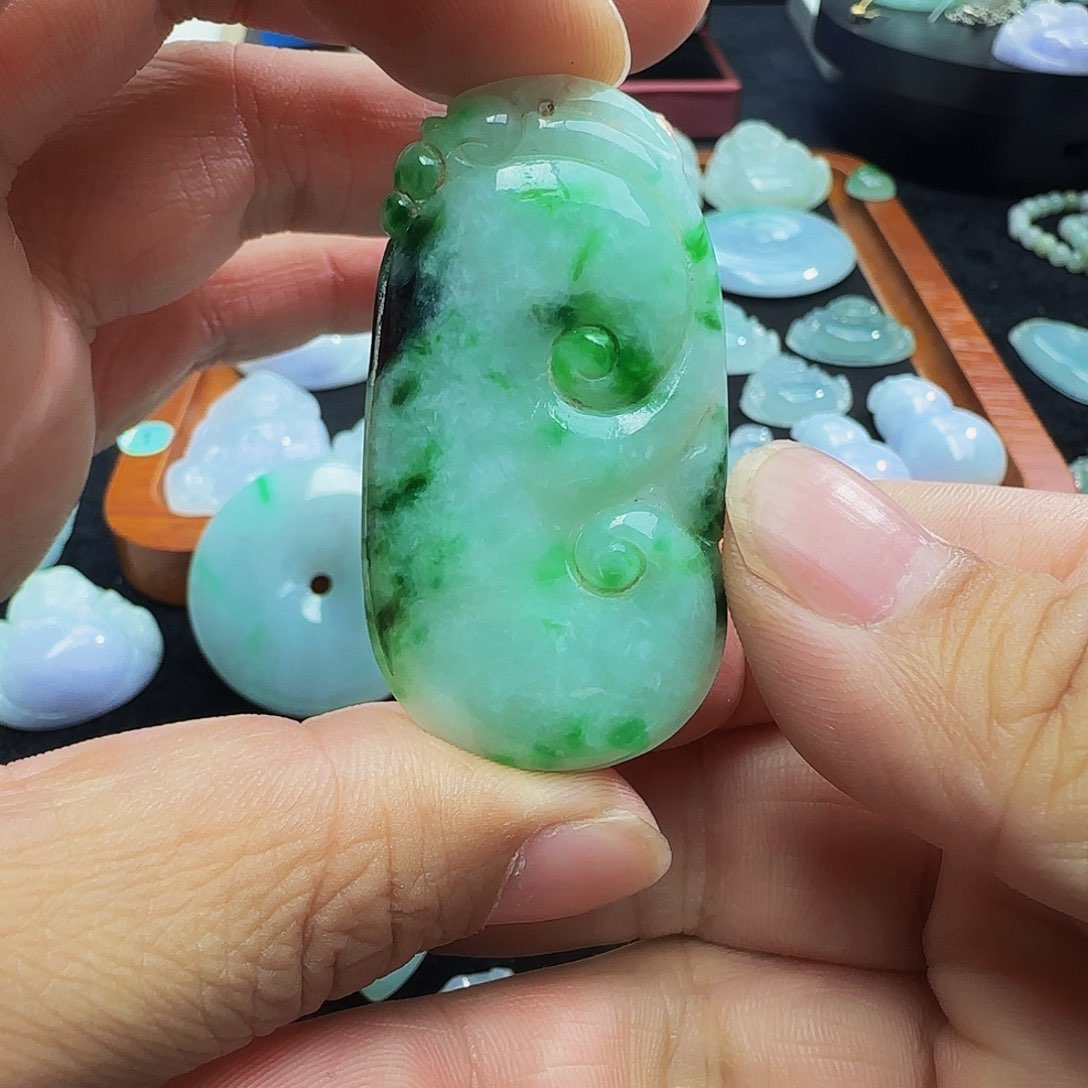 翡翠吊坠(不含链)未镶嵌