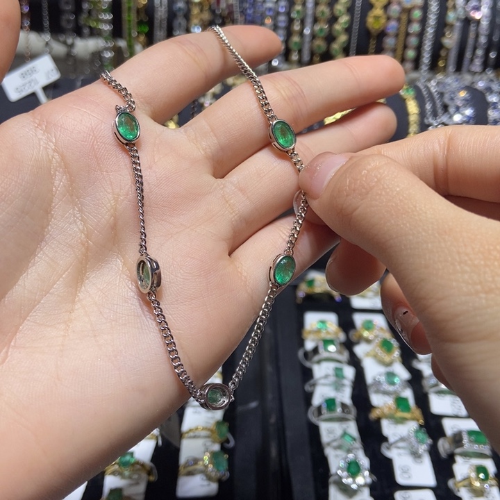 祖母绿颈饰银S925镶嵌