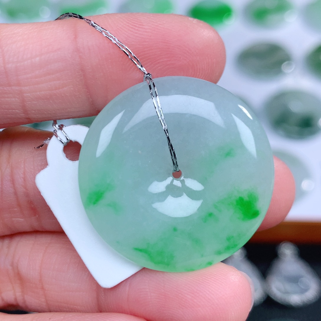 翡翠未镶嵌吊坠(不含链)29.3-5.3