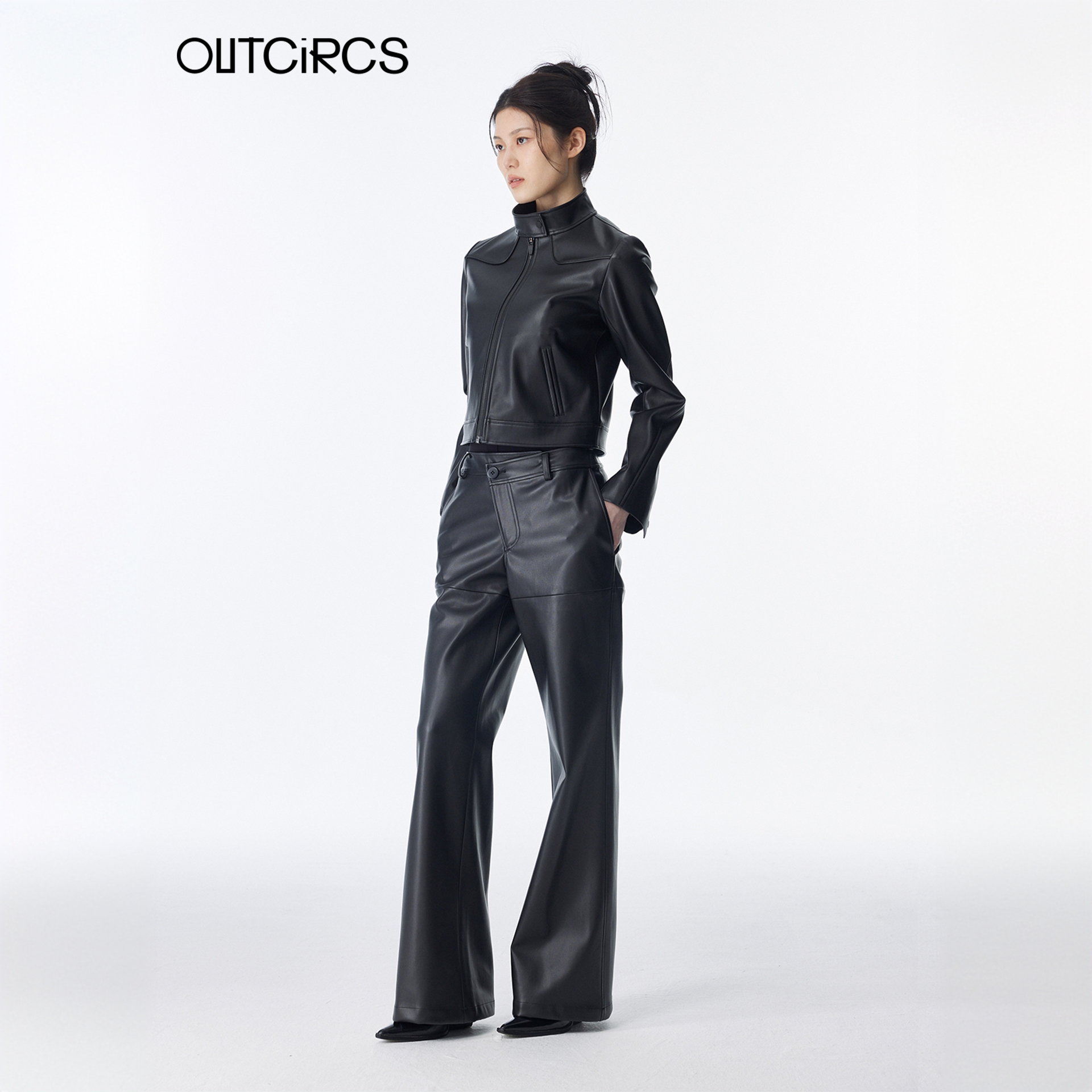 OUTCiRCS立体袖身PU皮机车夹克2025秋冬新款百搭短款皮质外套