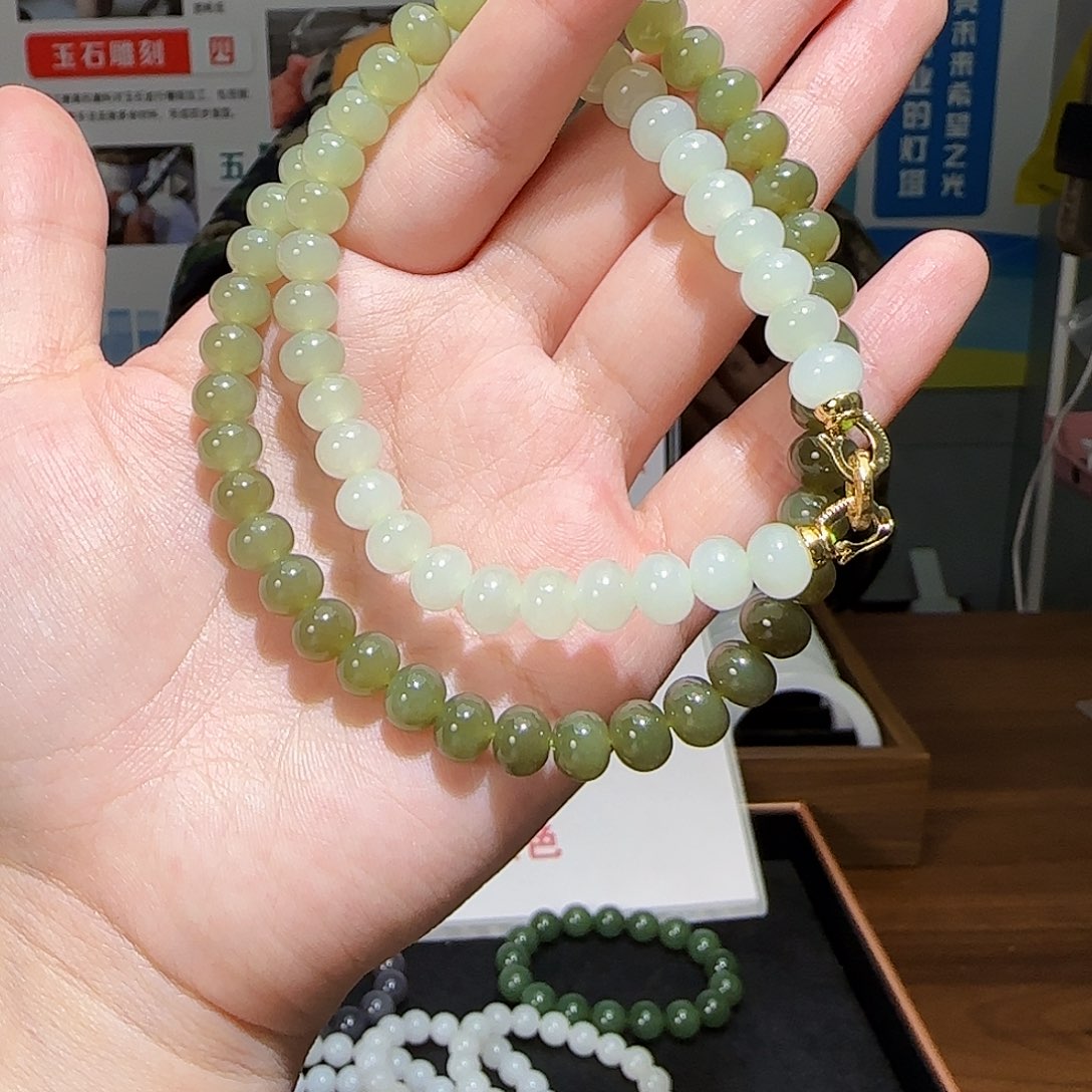 和田玉未镶嵌手链