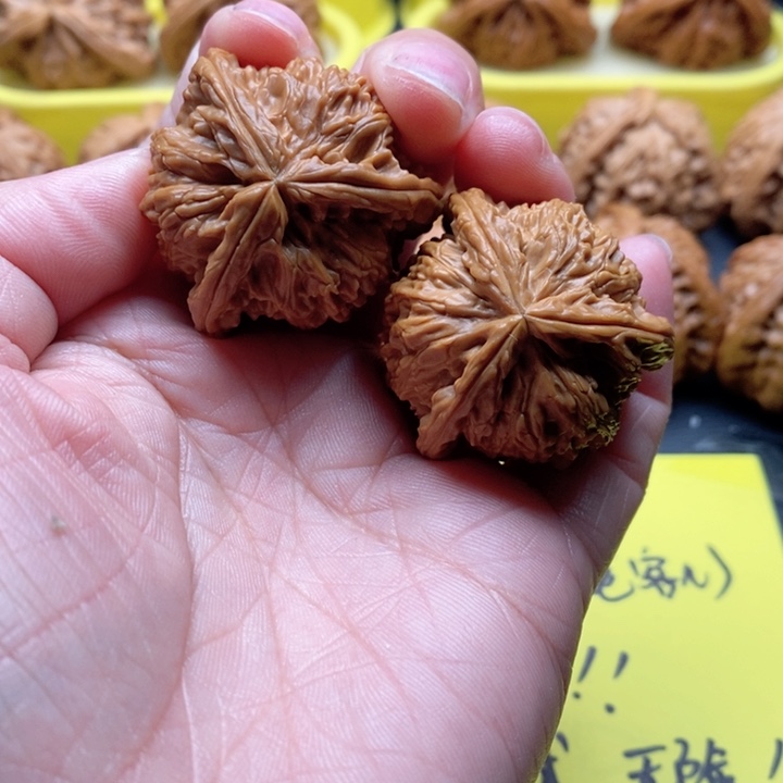 看***透文玩核桃把件37尺拼接工艺品白奔