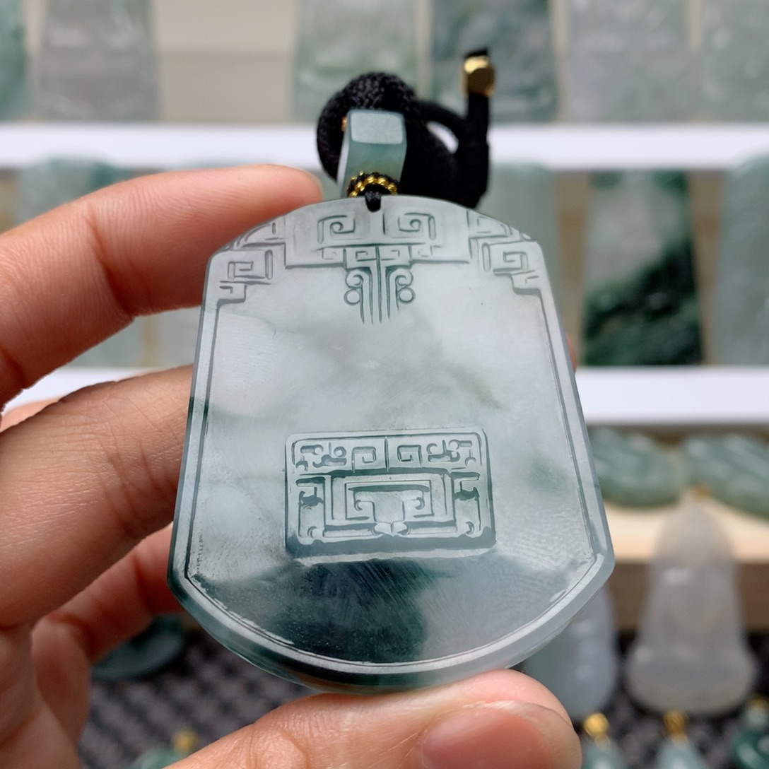 翡翠未镶嵌吊坠(不含链)优*宝无事牌