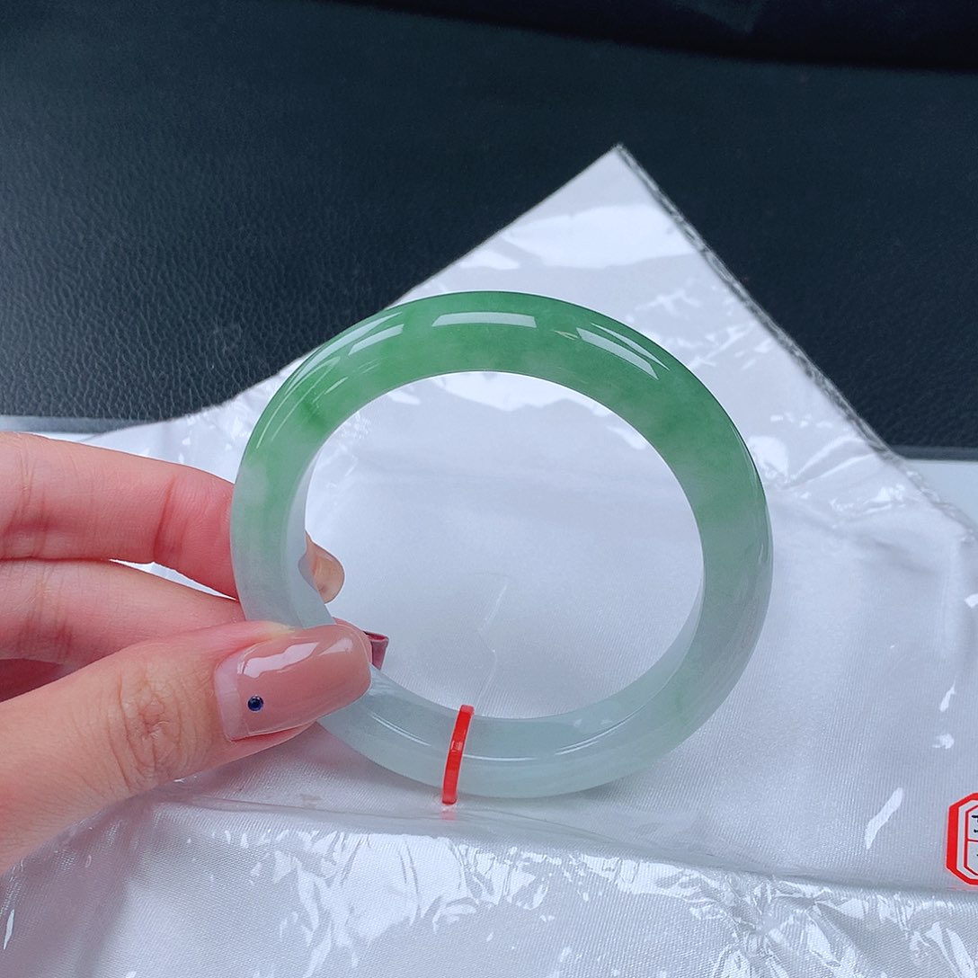 未镶嵌手镯翡翠021