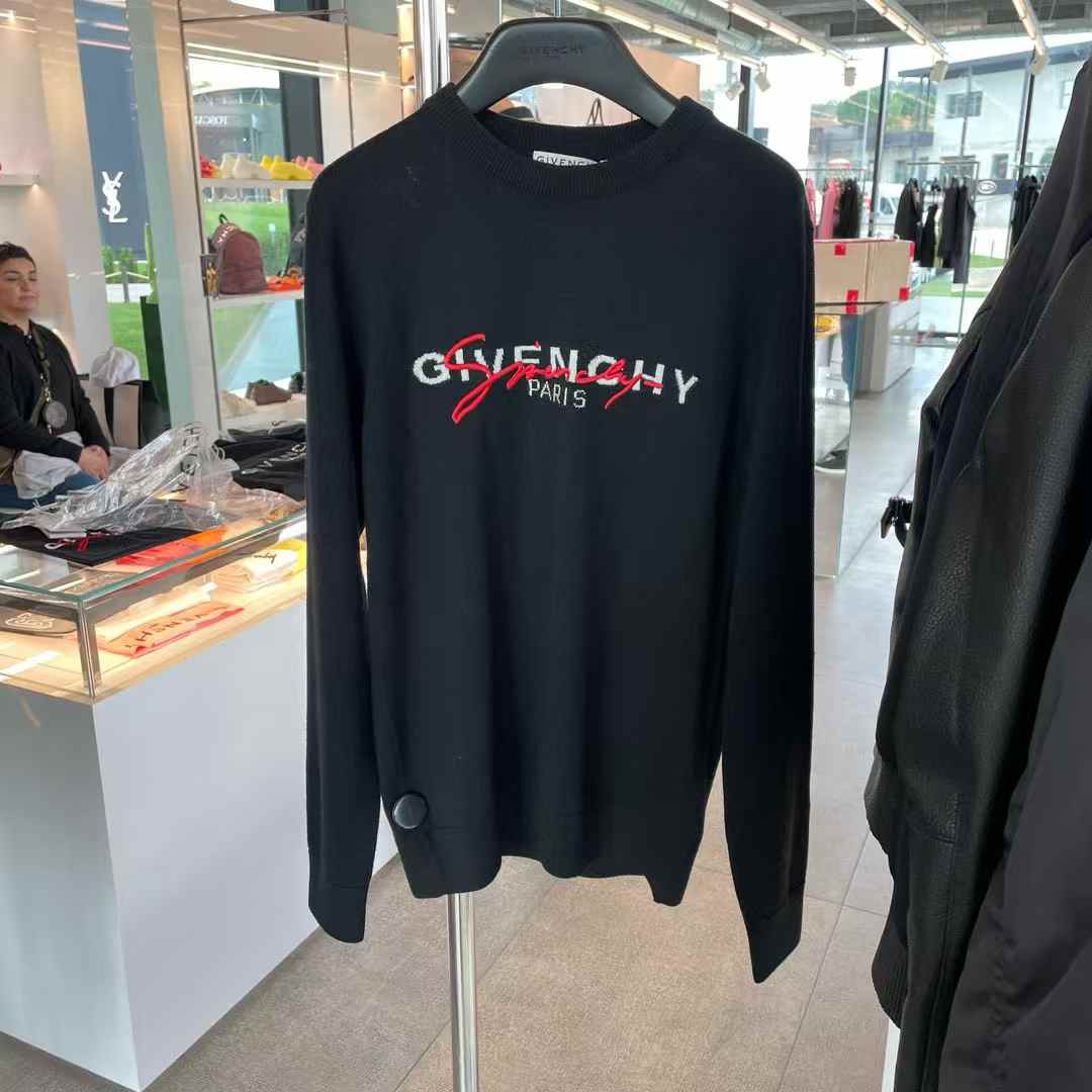 【香港直邮】GIVENCHY纪梵希 圆领羊毛衫针织款男款黑色BM90B1404X