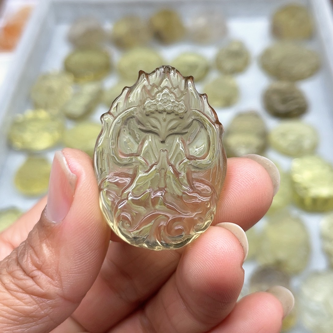 水晶吊坠(不含链)未镶嵌