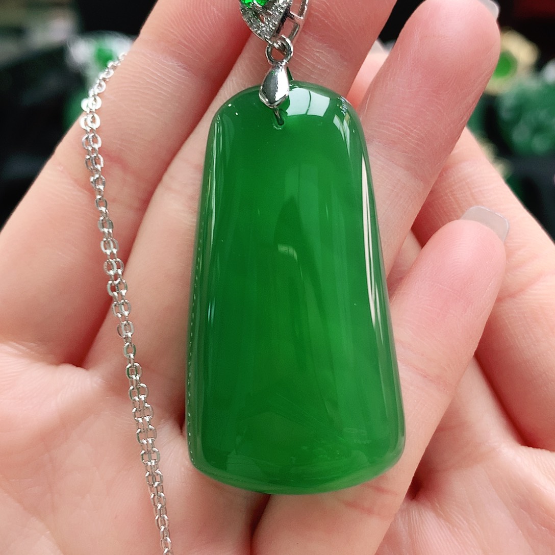 玛瑙/玉髓吊坠未镶嵌