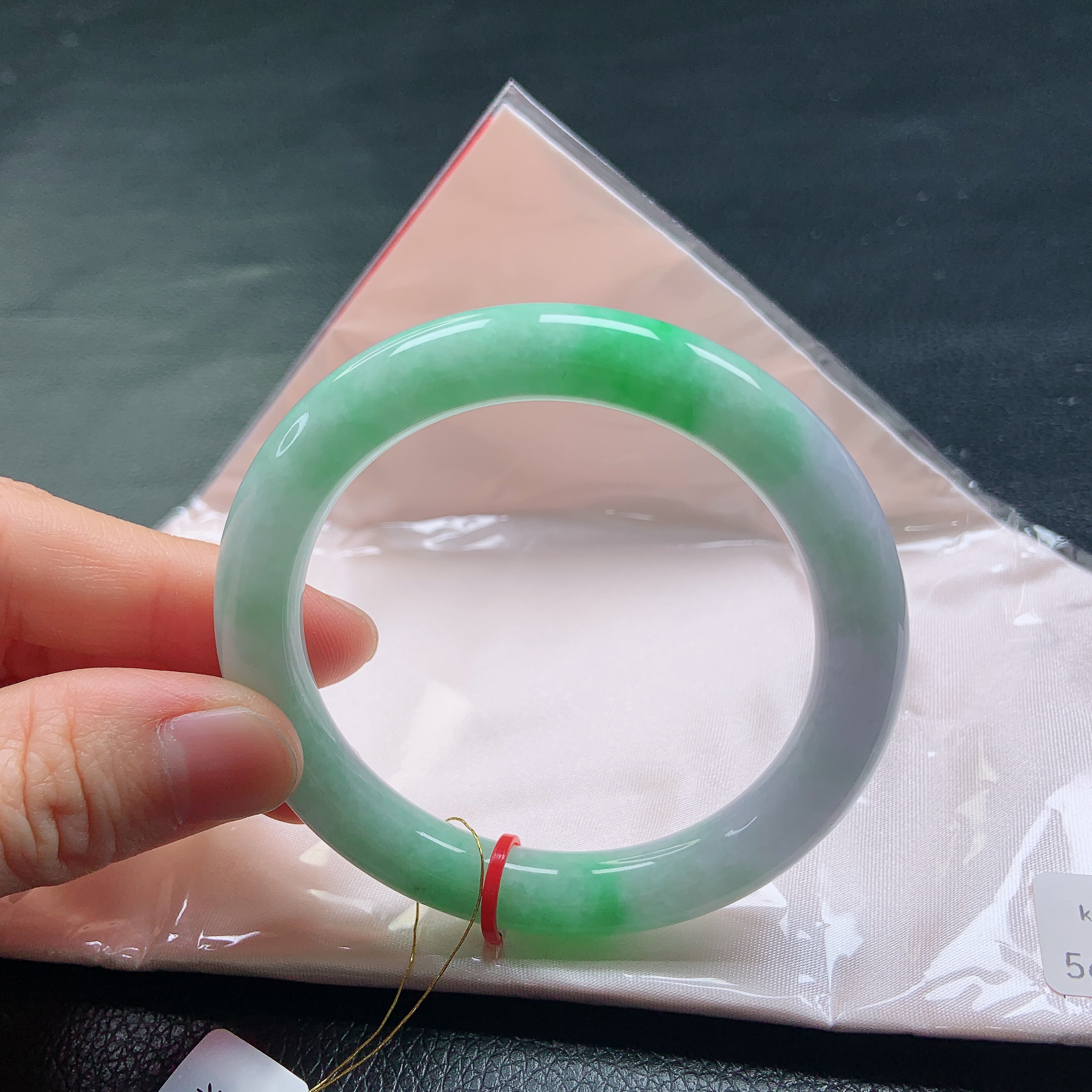 56➕圈（圆镯）甜阳绿春带彩翡翠缅甸天然a货手镯时尚女款