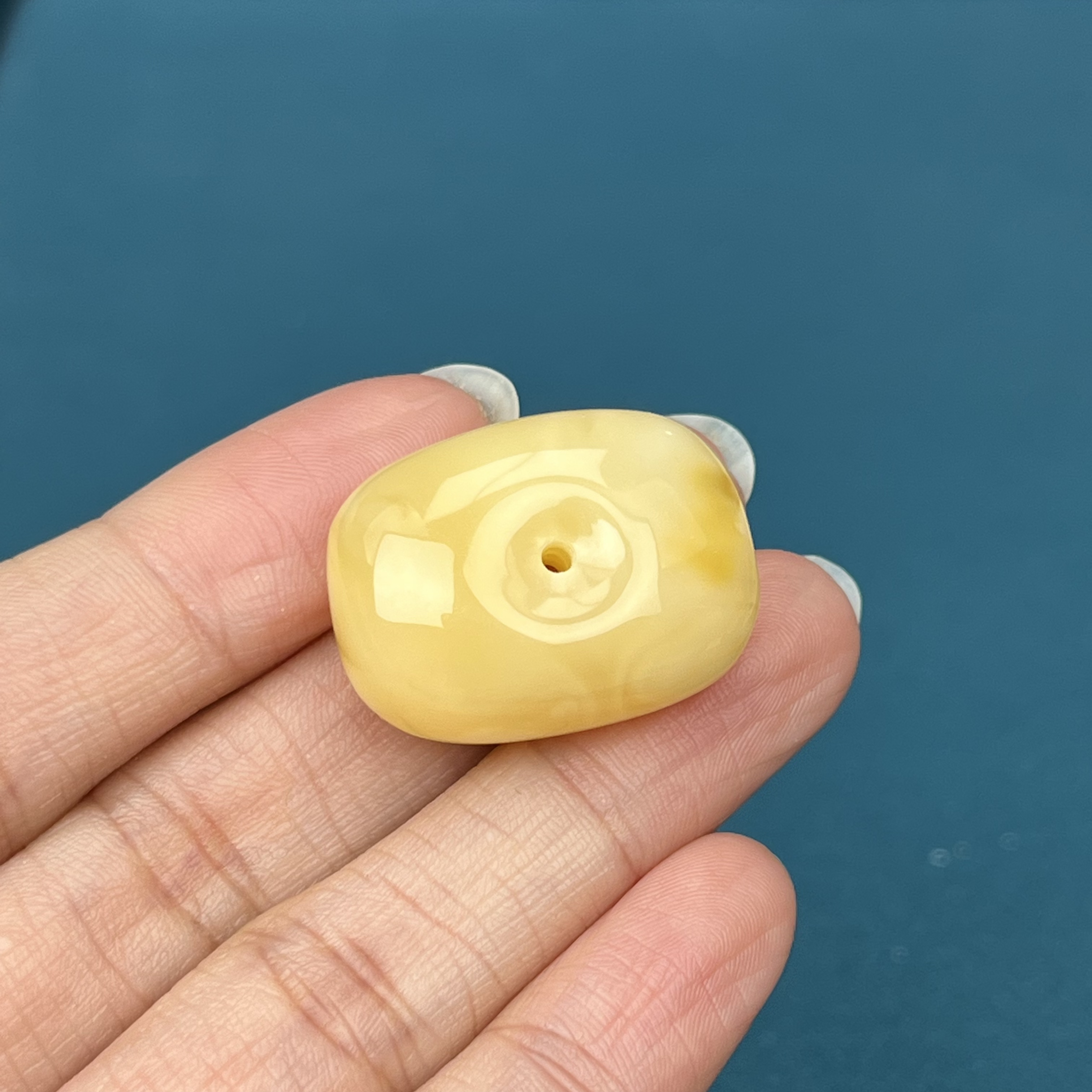 Y4851天然原矿蜜蜡 妖花藏扣27x12mm 4.3克抖音基地质检发货