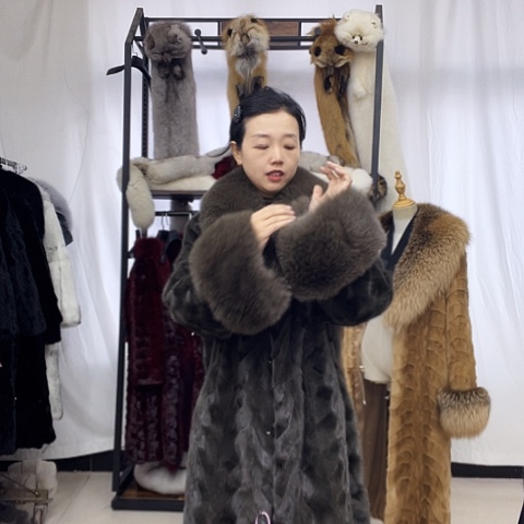 水貂毛长款保暖外套绿色