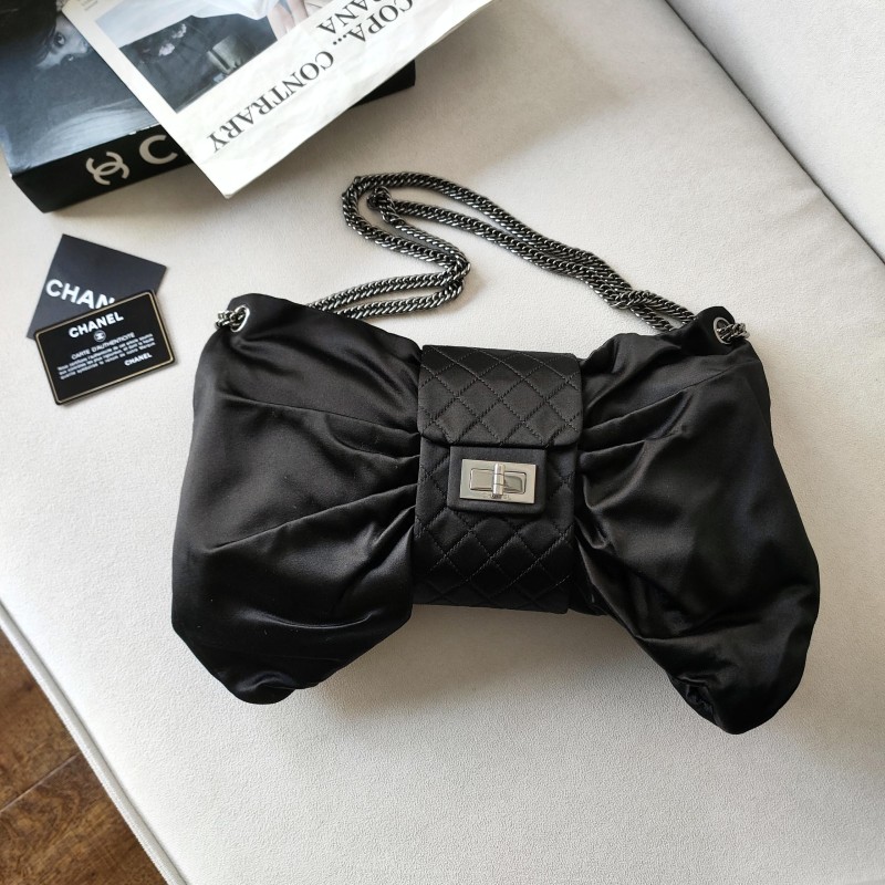 95新 Chanel/香奈儿 Azul- 黑色缎面枪色2.55扣手提单肩包52819