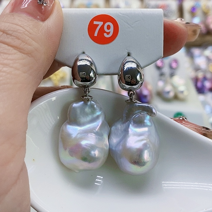 银S925镶嵌耳饰淡水珍珠