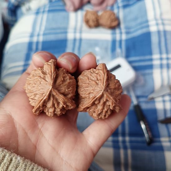 天***人盘山文玩核桃三棱41左右