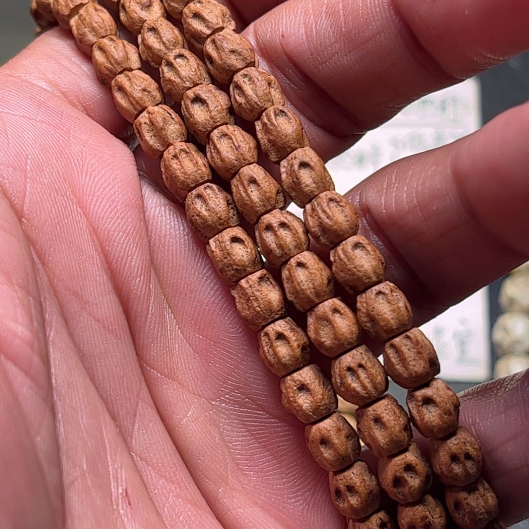 【闪购商品】柏香籽/百香籽吊坠