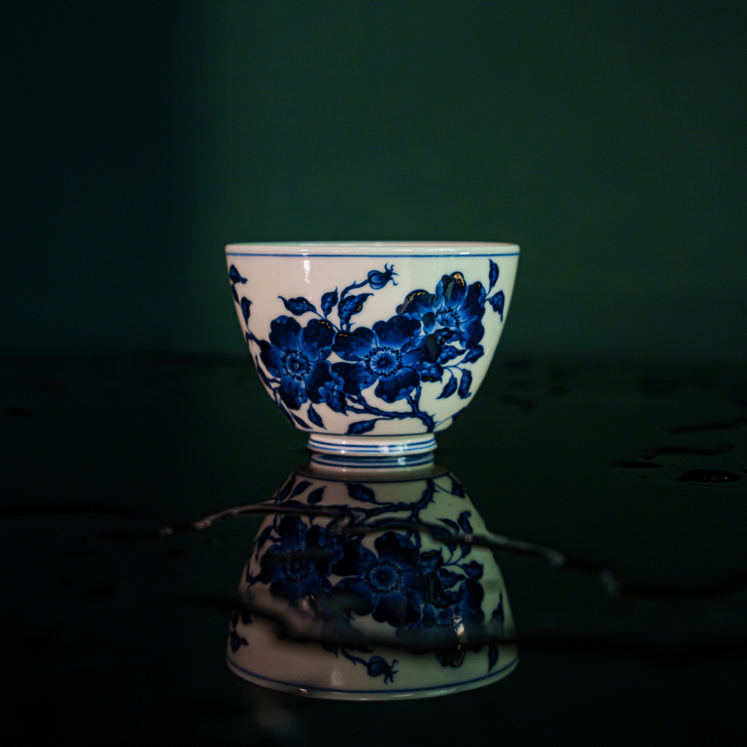 志纯窑蔷薇花直口杯