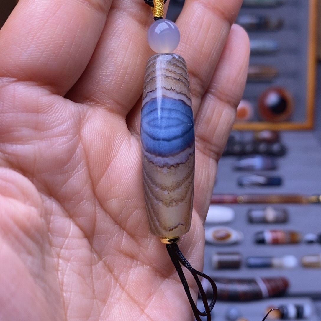 未镶嵌玛瑙/玉髓珠宝奇石五*山