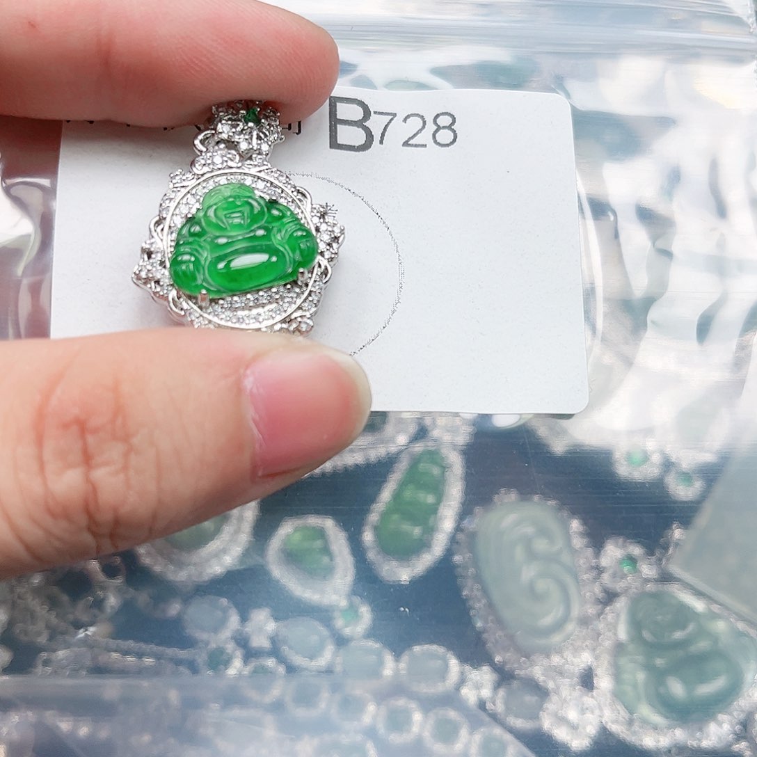 翡翠颈饰未镶嵌翡翠728