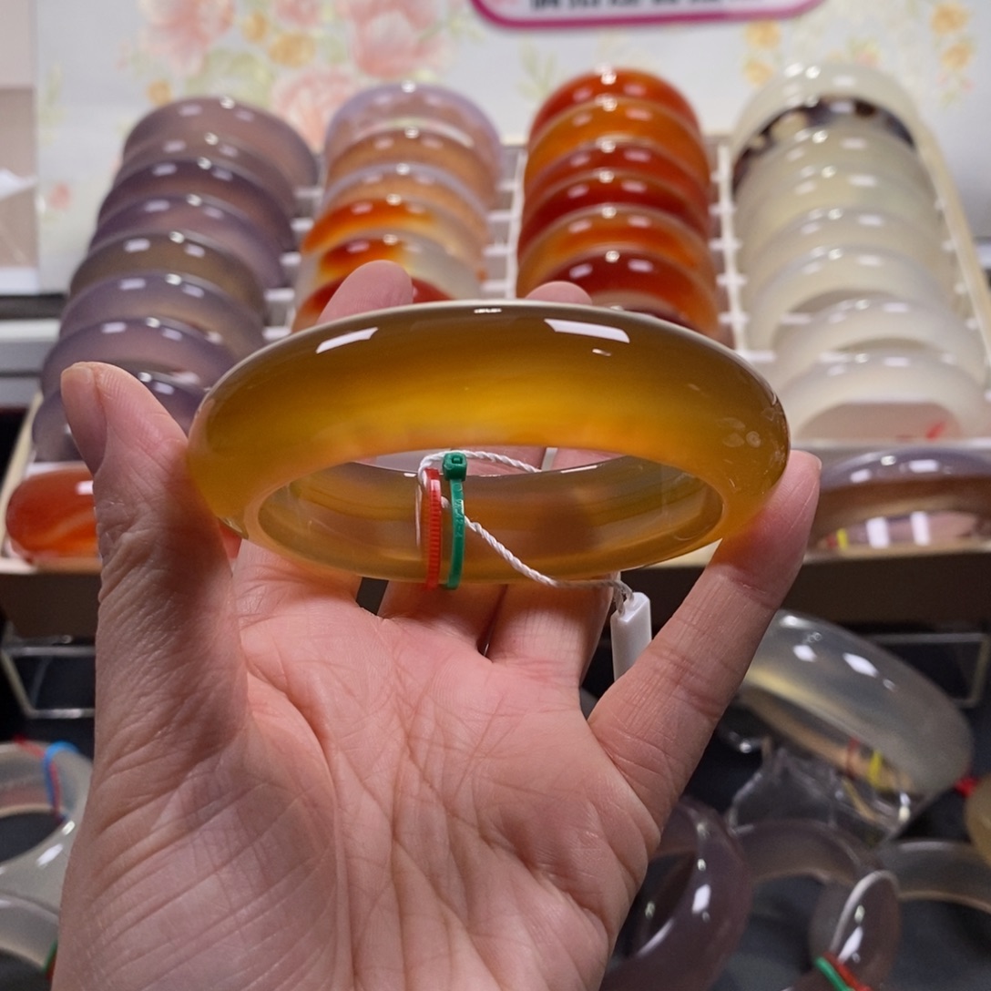 玛瑙/玉髓未镶嵌手镯