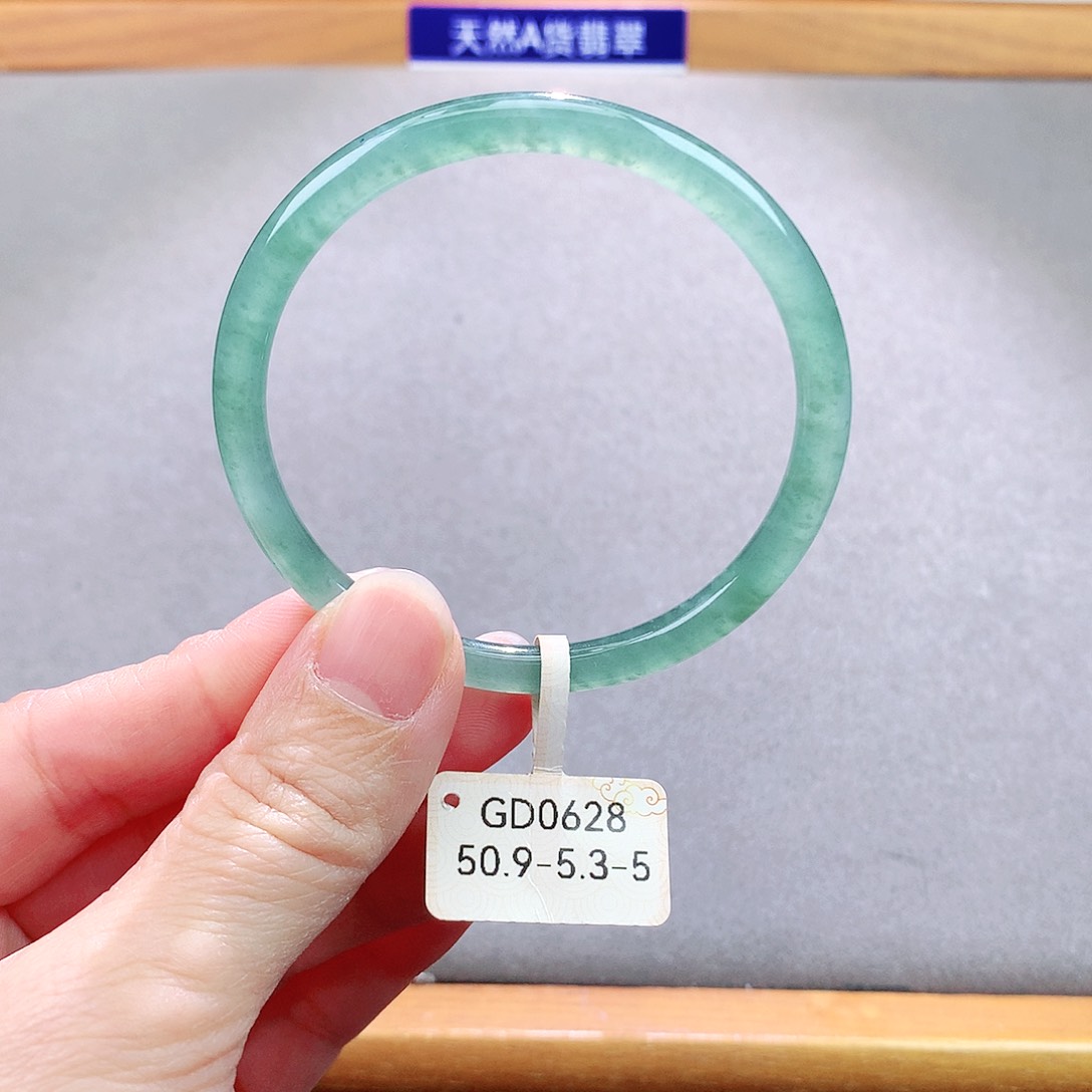 未镶嵌手镯翡翠天然翡翠手镯a货