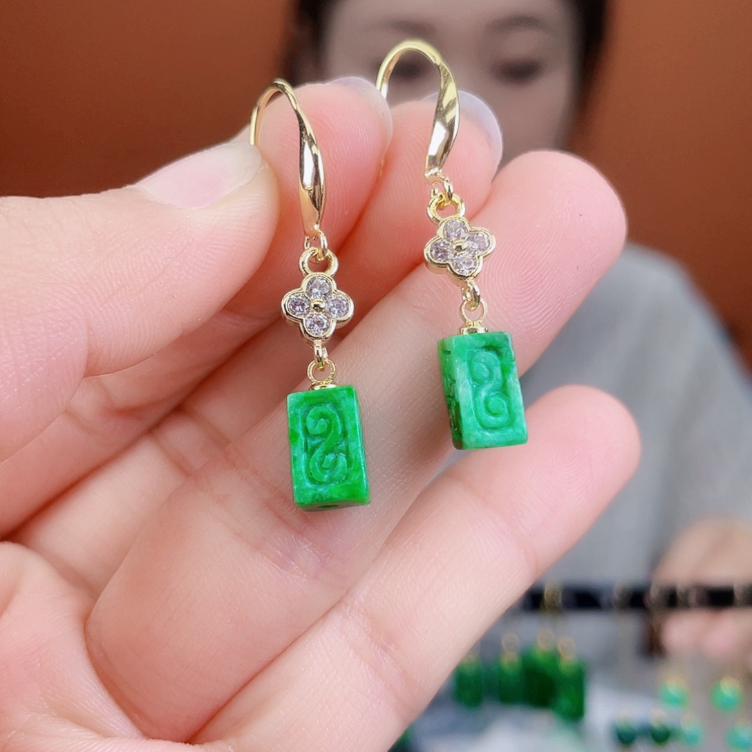 翡翠未镶嵌耳饰饰品