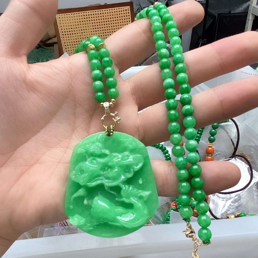 翡翠未镶嵌戒指88